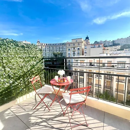 Apartament Charming With Terrace *